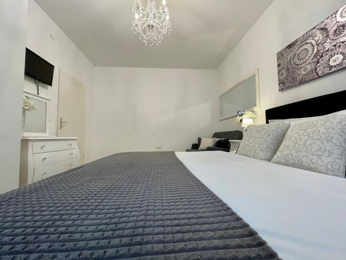 Central Square Guest House ซาดาร์ ภายนอก รูปภาพ