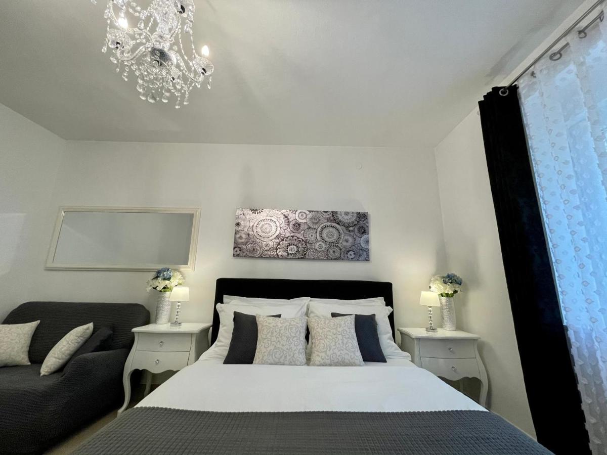 Central Square Guest House ซาดาร์ ภายนอก รูปภาพ